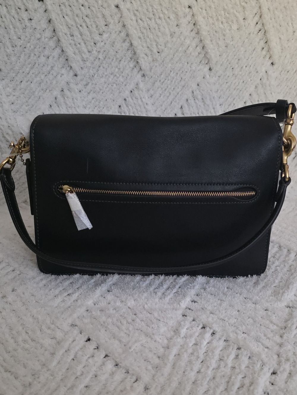 Coach Black Leather Shoulder Bag with Gold Chain Accent. Missing Part Long Strap - Picture 4 of 9